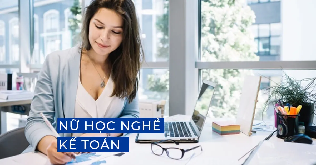 Nữ học Nghề kế toán