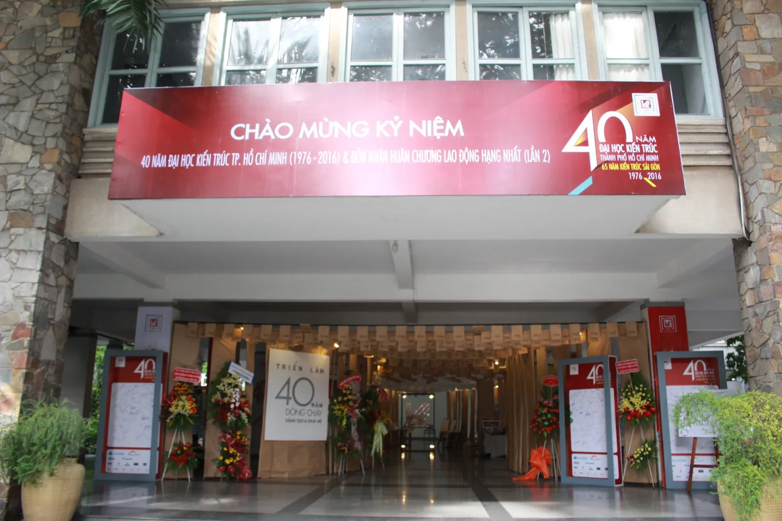 Đại học Kiến trúc Thành phố Hồ Chí Minh dịp kỷ niệm 40 năm thành lập (1976 -2016).
