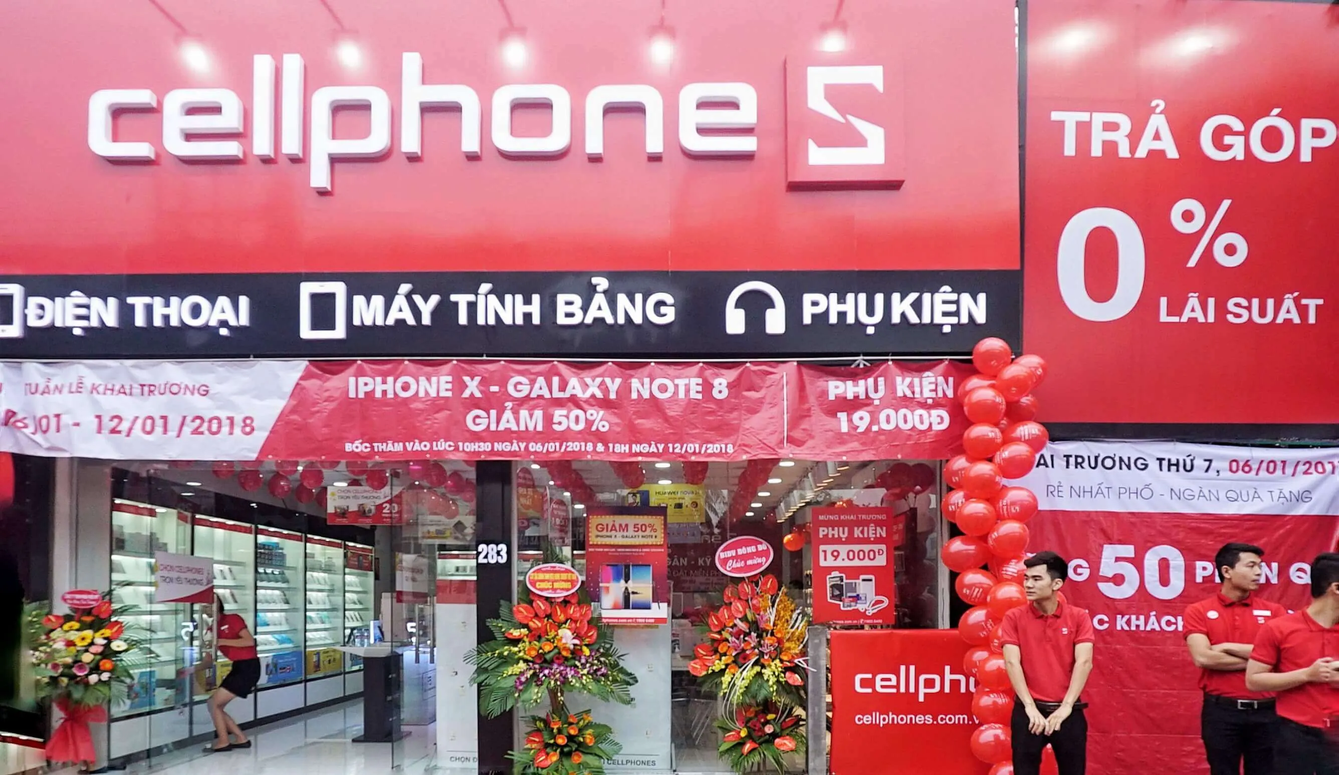 18. CellphoneS  Cửa hàng iPhone uy tín Sài Gòn