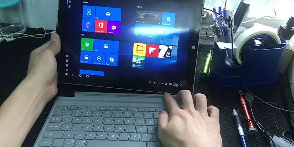 Máy tính laptop không nhận bàn phím