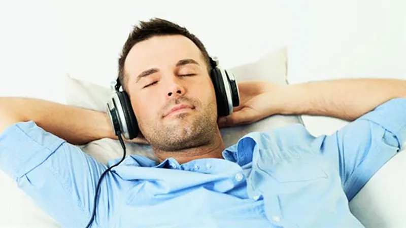 Nghe nhạc sóng não để nâng cao sức khỏe và tinh thần
