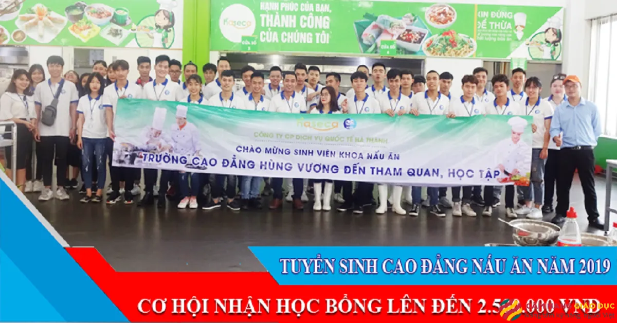 Học sinh trường Cao đẳng nấu ăn Thành Phố Hồ Chí Minh.